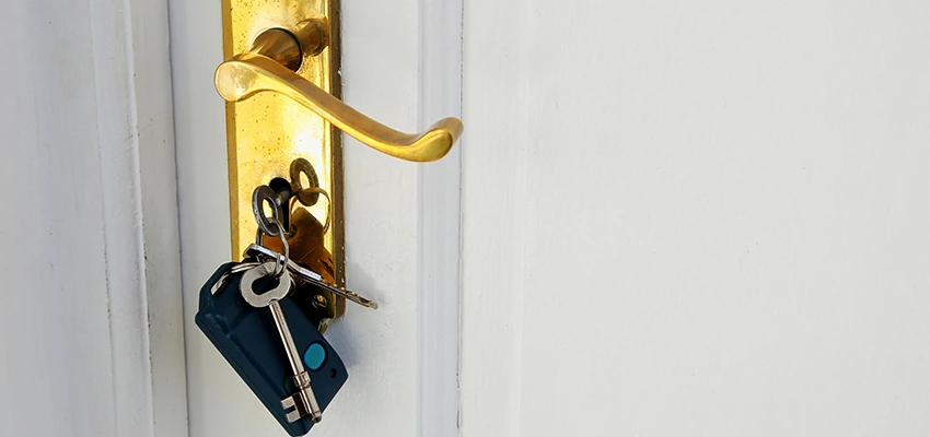 Broken Door Key Extraction in Strawberry, CA