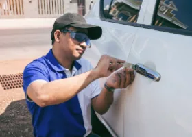 Car Locksmith in Strawberry, CA